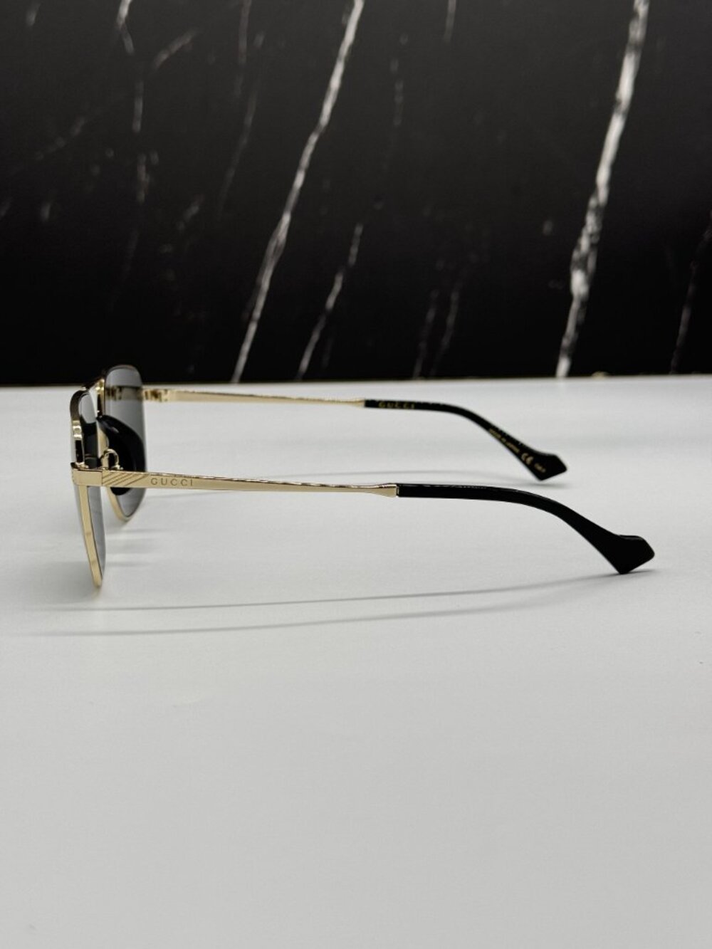 NEW GUCCI GG0743S 001 SUNGLASSES GOLD/GRAY UNISEX EYEWEAR - Picture 8 of 11